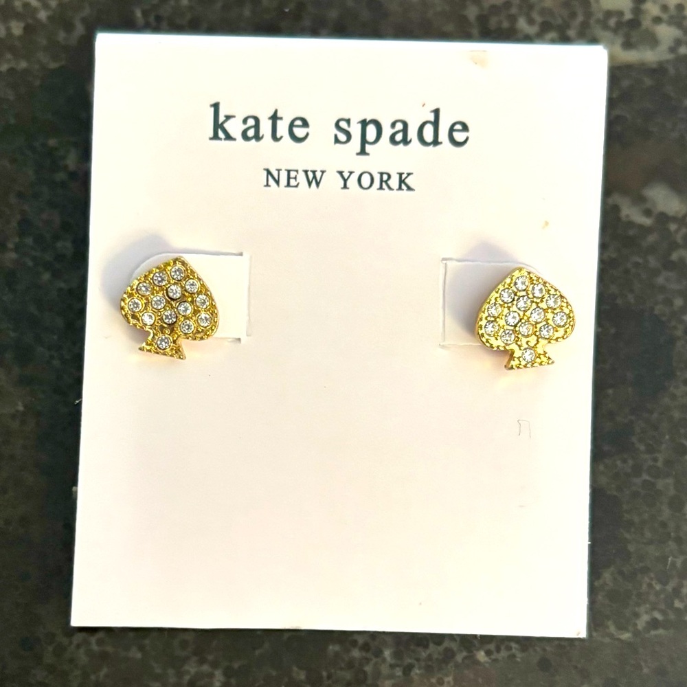 KATE SPADE NEW YORK ♠️ GOLD PAVÉ LOGO STUD EARRINGS - Picture 2 of 6